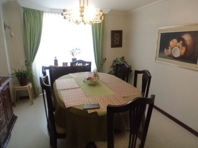 Apartamento de 3 alcobas en venta en Chicó Reservado, Bogotá, 130 m² · foto 5 de 24
