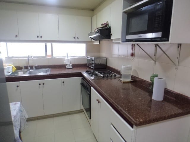 Apartamento de 3 alcobas en venta en Chicó Reservado, Bogotá, 130 m² · foto 8 de 24
