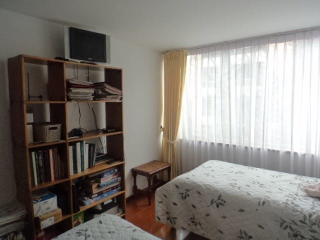 Apartamento de 3 alcobas en venta en Chicó Reservado, Bogotá, 130 m² · foto 20 de 24