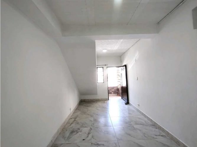 Apartamento de 4 alcobas en arriendo en Viviendas Del Sur, Itagüí, 100 m² · foto 3 de 17