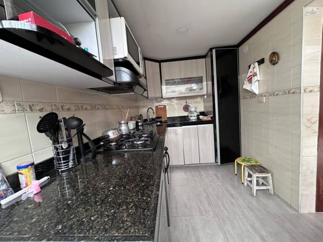 Casa de 5 alcobas en venta en Los Andes, Bogotá, 250 m² · foto 7 de 24