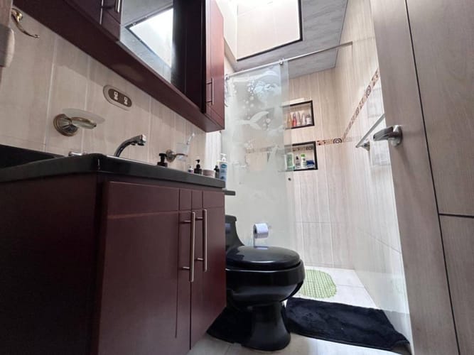 Casa de 5 alcobas en venta en Los Andes, Bogotá, 250 m² · foto 19 de 24