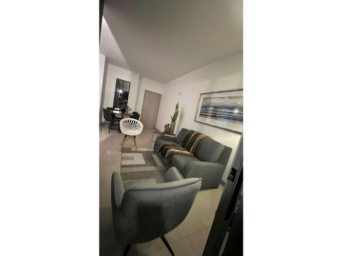 Apartamento de 3 alcobas en venta en Aves Maria, Sabaneta, 71 m² · foto 3 de 10