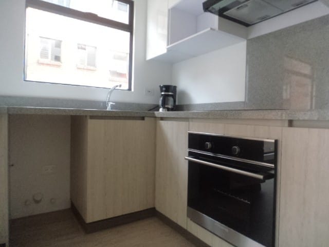 Apartamento de 1 alcoba en arriendo en Cedritos, Bogotá, 56 m² · foto 5 de 24