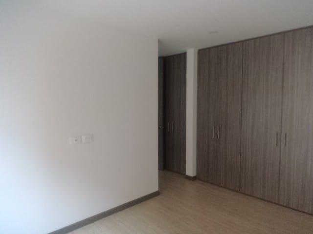 Apartamento de 1 alcoba en arriendo en Cedritos, Bogotá, 56 m² · foto 14 de 24