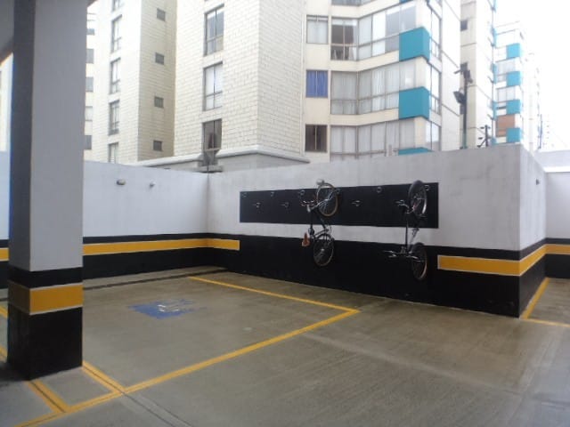 Apartamento de 1 alcoba en arriendo en Cedritos, Bogotá, 56 m² · foto 19 de 24