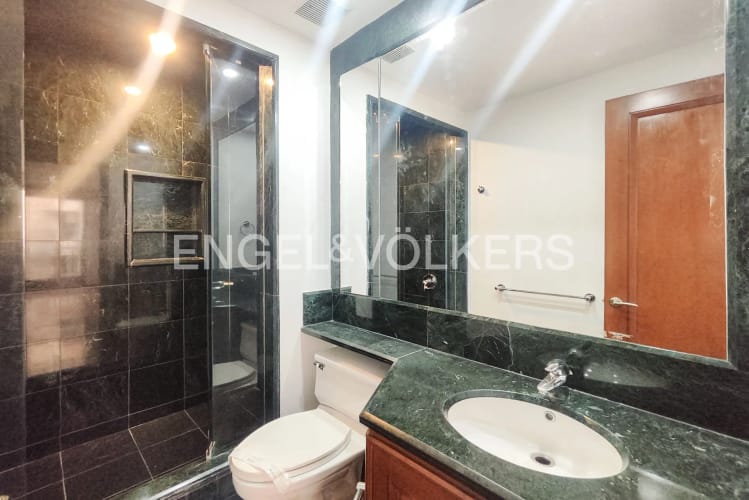 Apartamento de 3 alcobas en arriendo en La Cabrera, Bogotá, 310 m² · foto 20 de 24