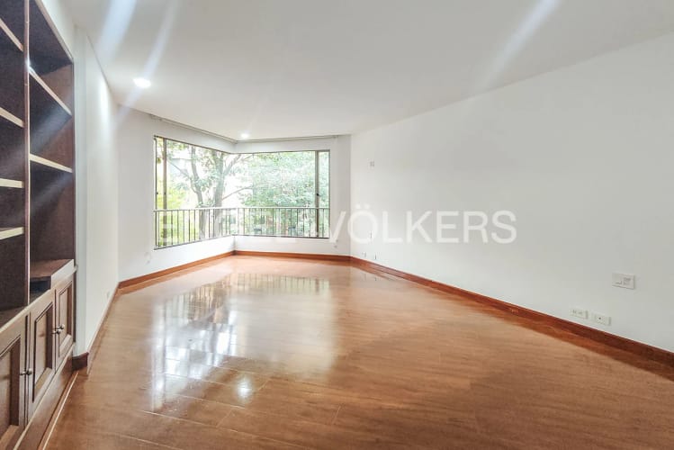 Apartamento de 3 alcobas en arriendo en La Cabrera, Bogotá, 310 m² · foto 12 de 24