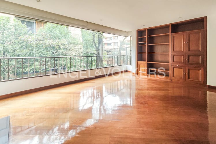 Apartamento de 3 alcobas en arriendo en La Cabrera, Bogotá, 310 m² · foto 6 de 24
