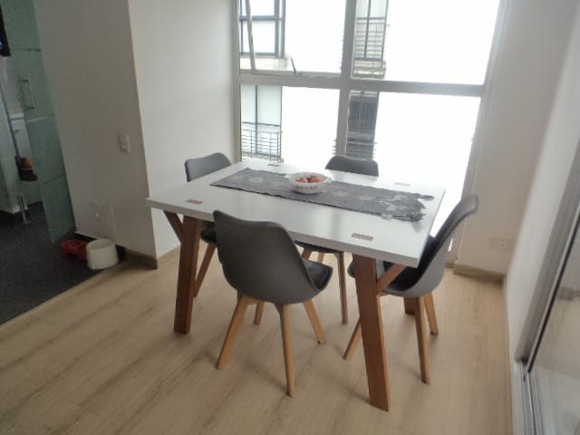 Apartamento de 2 alcobas en arriendo en Santa Barbara, Bogotá, 73 m² · foto 7 de 24