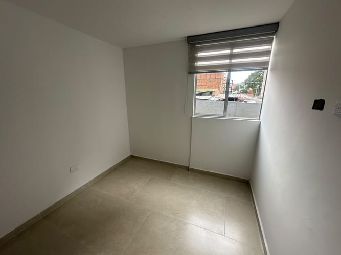 Apartamento de 3 alcobas en arriendo en Actividad Multiple, Copacabana, 54 m² · foto 7 de 13