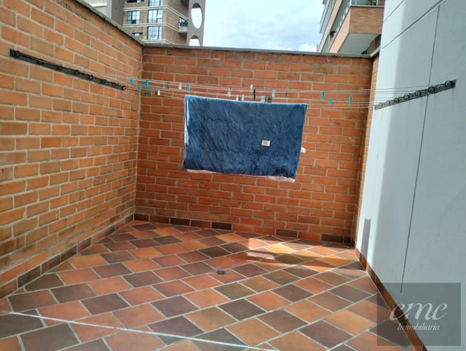 Apartamento de 3 alcobas en arriendo en Lalinde, Medellín, 130 m² · foto 14 de 24
