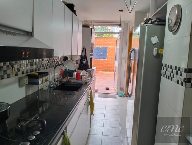 Apartamento de 3 alcobas en arriendo en Lalinde, Medellín, 130 m² · foto 21 de 24