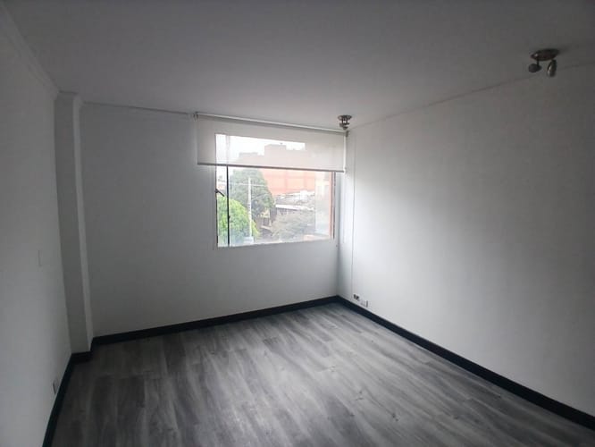 Apartamento de 2 alcobas en venta en Santa Barbara, Bogotá, 83 m² · foto 18 de 24