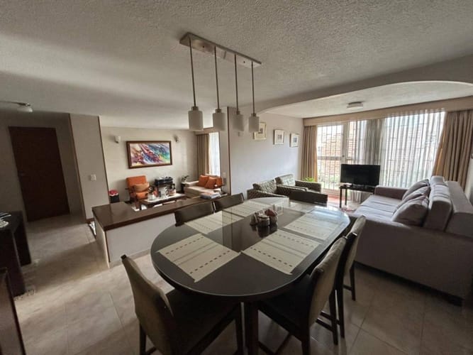 Casa de 4 alcobas en venta en Lagos De Cordoba, Bogotá, 204 m² · foto 6 de 24