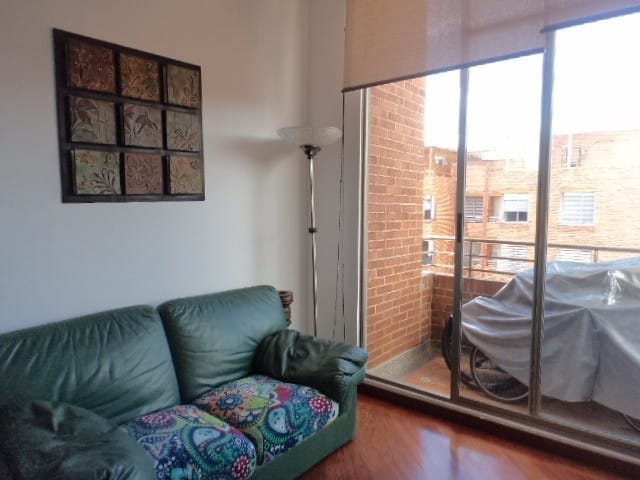 Apartamento de 3 alcobas en venta en Mazuren, Bogotá, 118 m² · foto 3 de 24