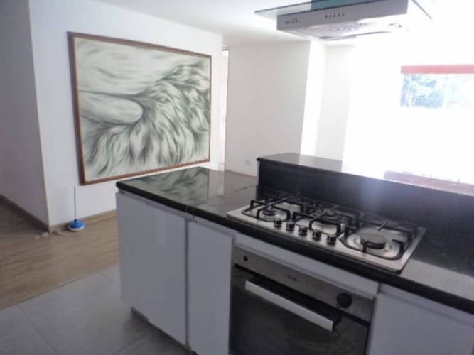 Apartamento de 3 alcobas en venta en Bella Suiza, Bogotá, 100 m² · foto 3 de 24