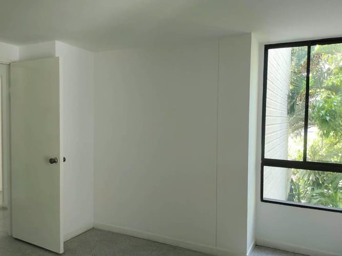 Apartamento de 3 alcobas en arriendo en El Poblado, Medellín, 145 m² · foto 8 de 17