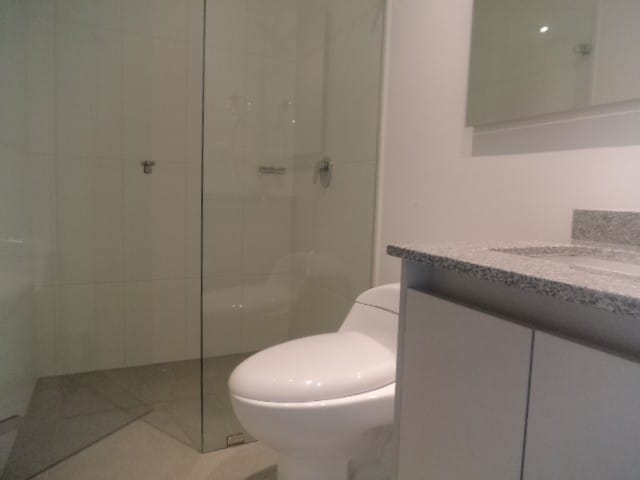 Apartamento de 3 alcobas en venta en Los Andes, Bogotá, 76 m² · foto 12 de 24