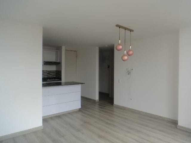 Apartamento de 3 alcobas en venta en Los Andes, Bogotá, 76 m² · foto 15 de 24