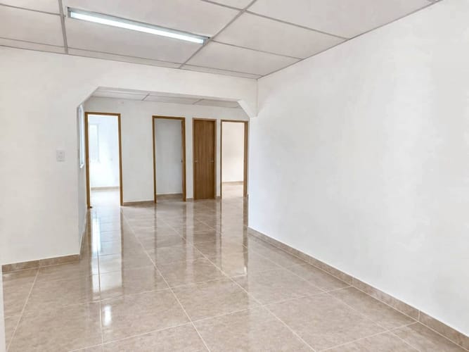Oficina en arriendo en Cabecera Del Llano, Bucaramanga, 250 m² · foto 2 de 11