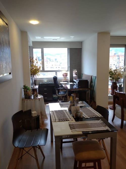 Apartamento de 3 alcobas en venta en Ciudad Berna, Bogotá, 96 m² · foto 2 de 12