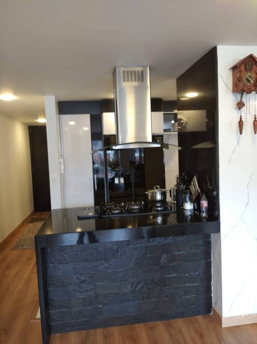 Apartamento de 3 alcobas en venta en Ciudad Berna, Bogotá, 96 m² · foto 3 de 12