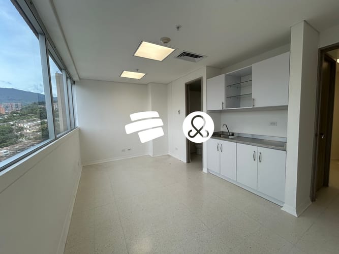 Oficina en venta en Mayorca, Sabaneta, 33 m² · foto 2 de 7