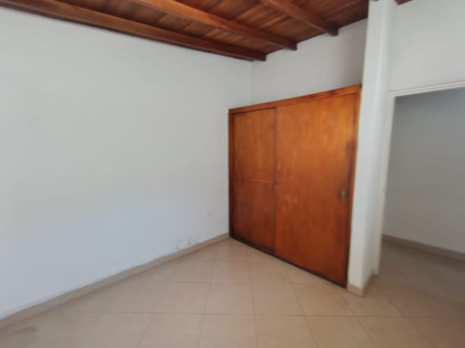Casa de 5 alcobas en arriendo en Laureles, Medellín, 180 m² · foto 12 de 20