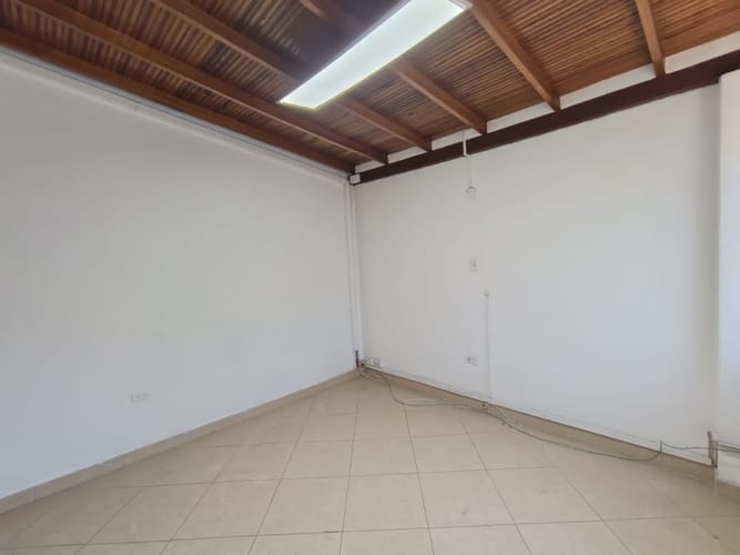 Casa de 5 alcobas en arriendo en Laureles, Medellín, 180 m² · foto 14 de 20