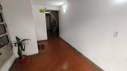 Apartamento de 4 alcobas en venta en Gran Granada, Bogotá, 77 m² · foto 2 de 24