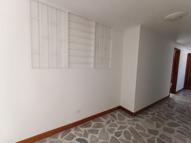 Apartamento de 2 alcobas en arriendo en Laureles, Medellín, 104 m² · foto 7 de 20