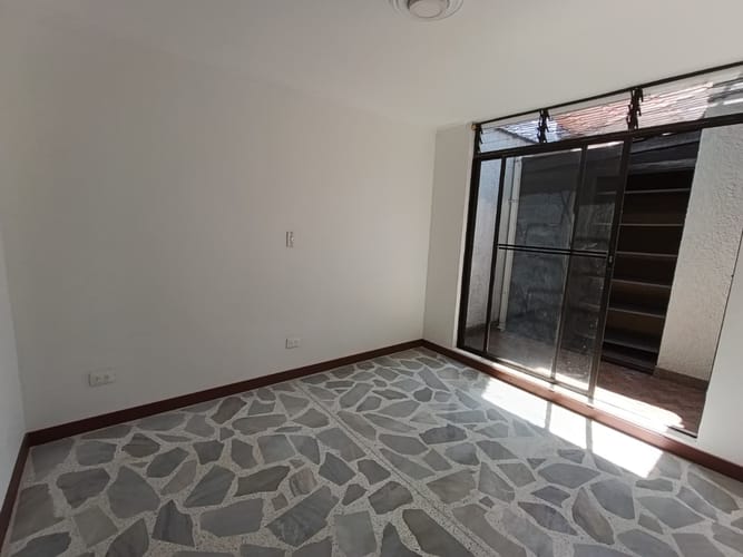 Apartamento de 2 alcobas en arriendo en Laureles, Medellín, 104 m² · foto 11 de 20
