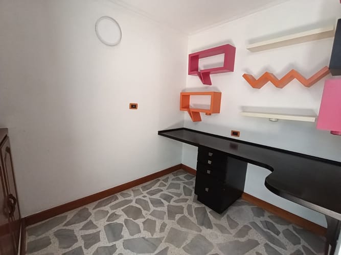Apartamento de 2 alcobas en arriendo en Laureles, Medellín, 104 m² · foto 15 de 20