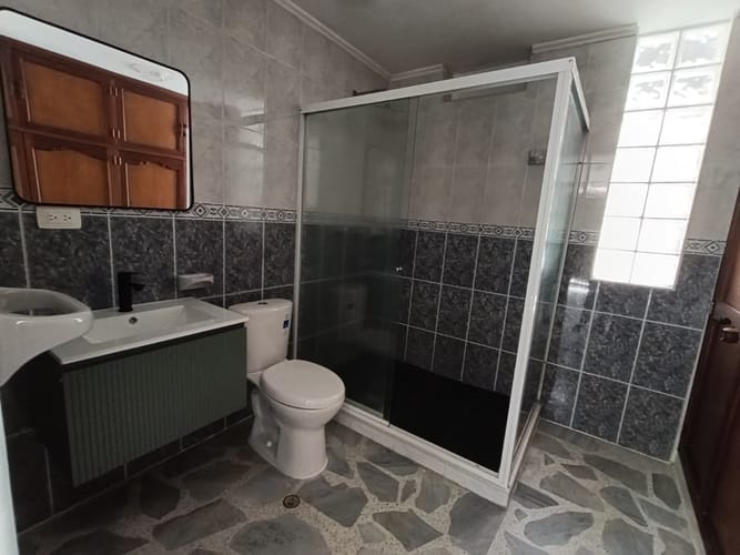 Apartamento de 2 alcobas en arriendo en Laureles, Medellín, 104 m² · foto 17 de 20