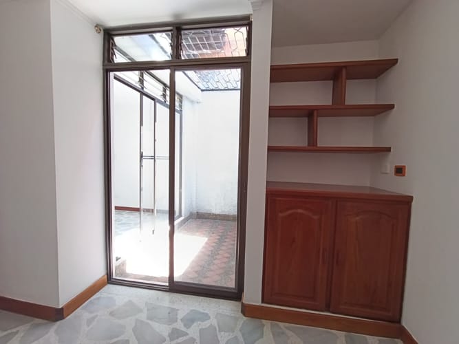 Apartamento de 2 alcobas en arriendo en Laureles, Medellín, 104 m² · foto 19 de 20