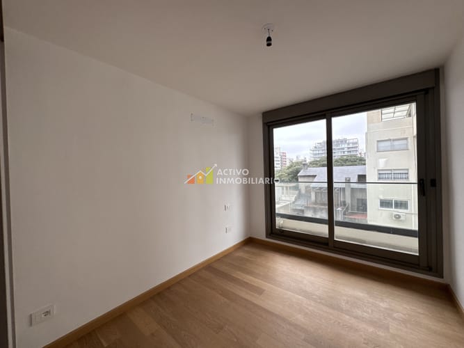 Alquiler apartamento 1 dormitorio garaje-Parque Rodo · Photo 8