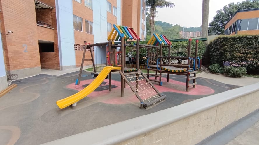 Apartamento de 2 alcobas en arriendo en Altavista, Medellín, 70 m² · foto 11 de 12