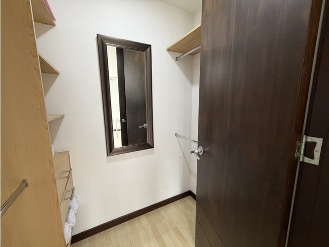 Apartamento de 2 alcobas en arriendo en Oviedo, Medellín, 90 m² · foto 7 de 20