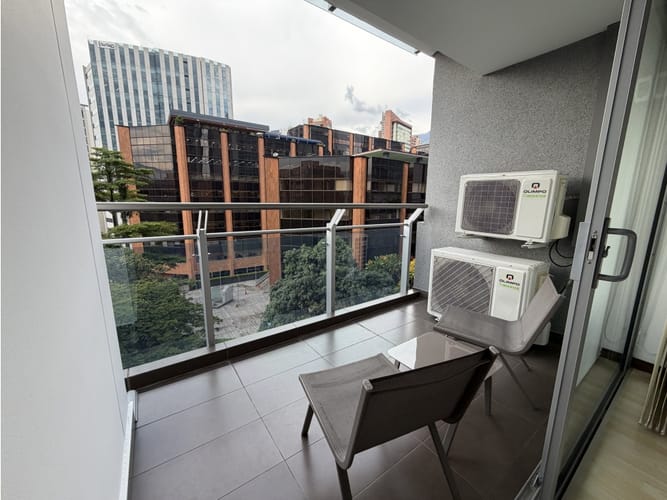 Apartamento de 2 alcobas en arriendo en Oviedo, Medellín, 90 m² · foto 9 de 20