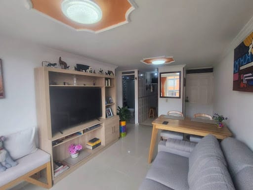 Apartamento de 2 alcobas en venta en Horizontes Norte, Bogotá, 42 m² · foto 2 de 24