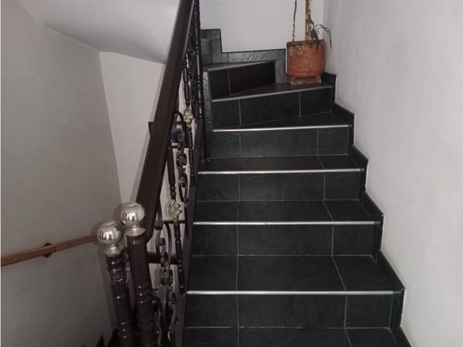 Casa de 8 alcobas en venta en San Francisco, Bogotá, 380 m² · foto 12 de 24