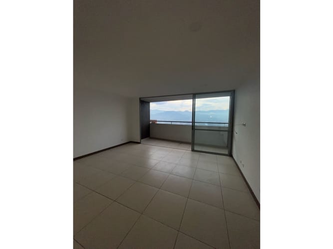 Apartamento de 3 alcobas en arriendo en El Tesoro, Medellín, 98 m² · foto 5 de 24