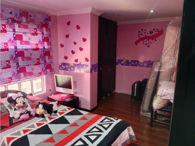 Casa de 8 alcobas en venta en San Francisco, Bogotá, 380 m² · foto 14 de 24