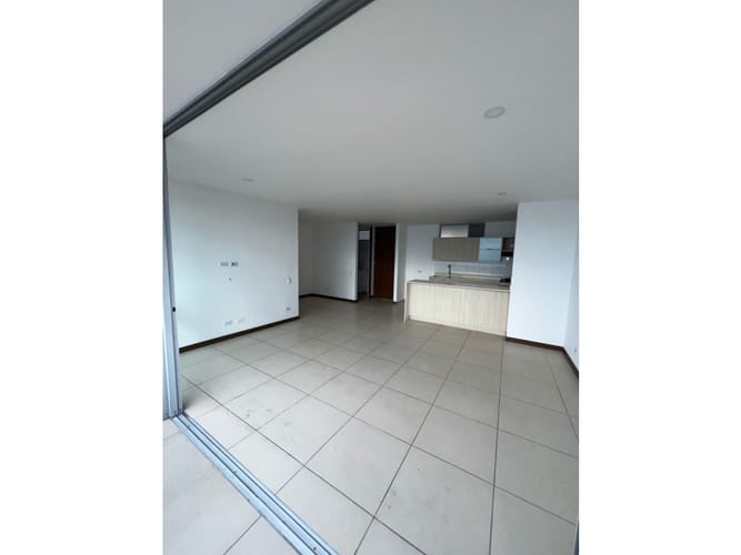 Apartamento de 3 alcobas en arriendo en El Tesoro, Medellín, 98 m² · foto 9 de 24