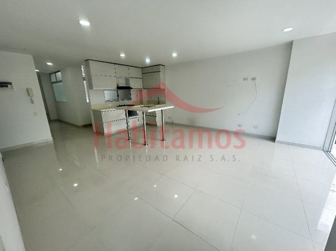 Apartamento de 3 alcobas en arriendo en La Magnolia, Envigado, 70 m² · foto 2 de 13