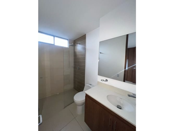 Apartamento de 3 alcobas en arriendo en El Tesoro, Medellín, 98 m² · foto 14 de 24