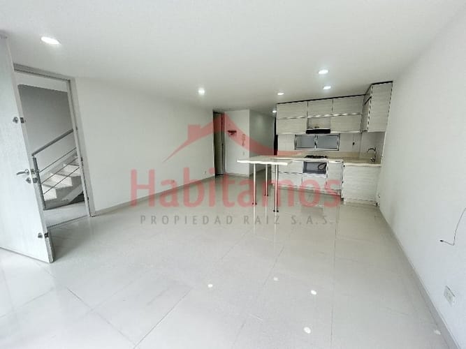 Apartamento de 3 alcobas en arriendo en La Magnolia, Envigado, 70 m² · foto 3 de 13