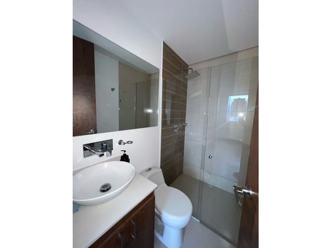 Apartamento de 3 alcobas en arriendo en El Tesoro, Medellín, 98 m² · foto 16 de 24