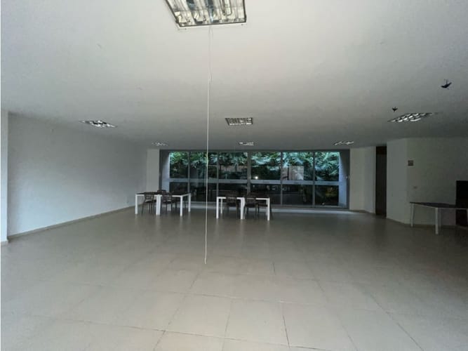 Apartamento de 3 alcobas en arriendo en El Tesoro, Medellín, 98 m² · foto 23 de 24